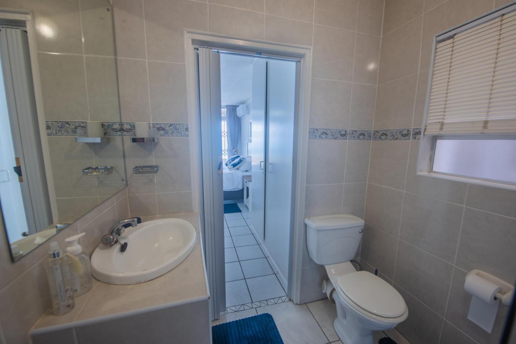 La Crete Sands No 3 Apartment Uvongo Beach