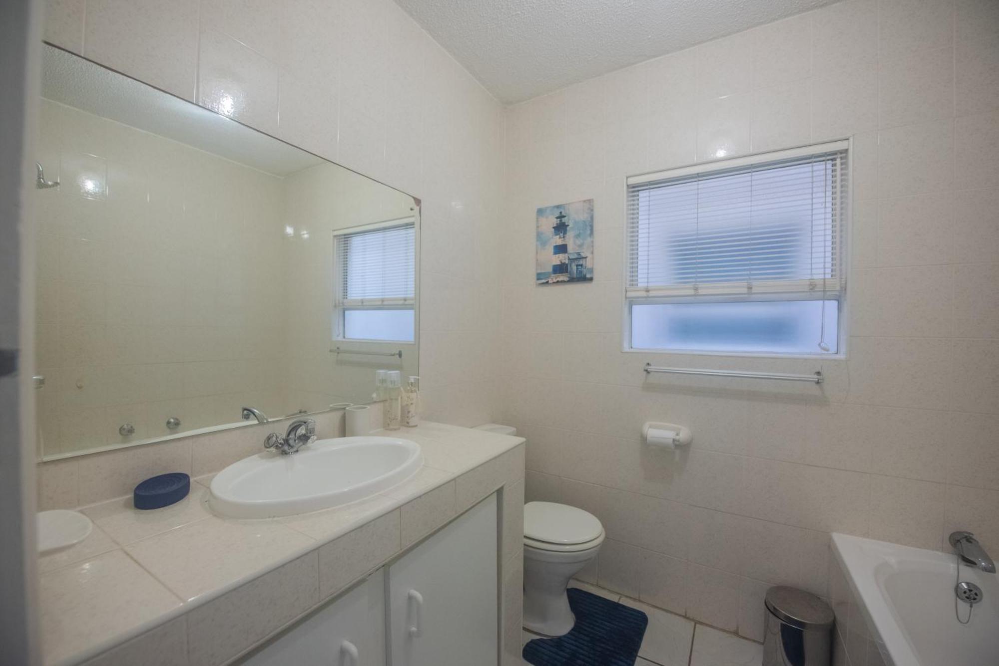 La Crete Sands No 3 Apartment Uvongo Beach