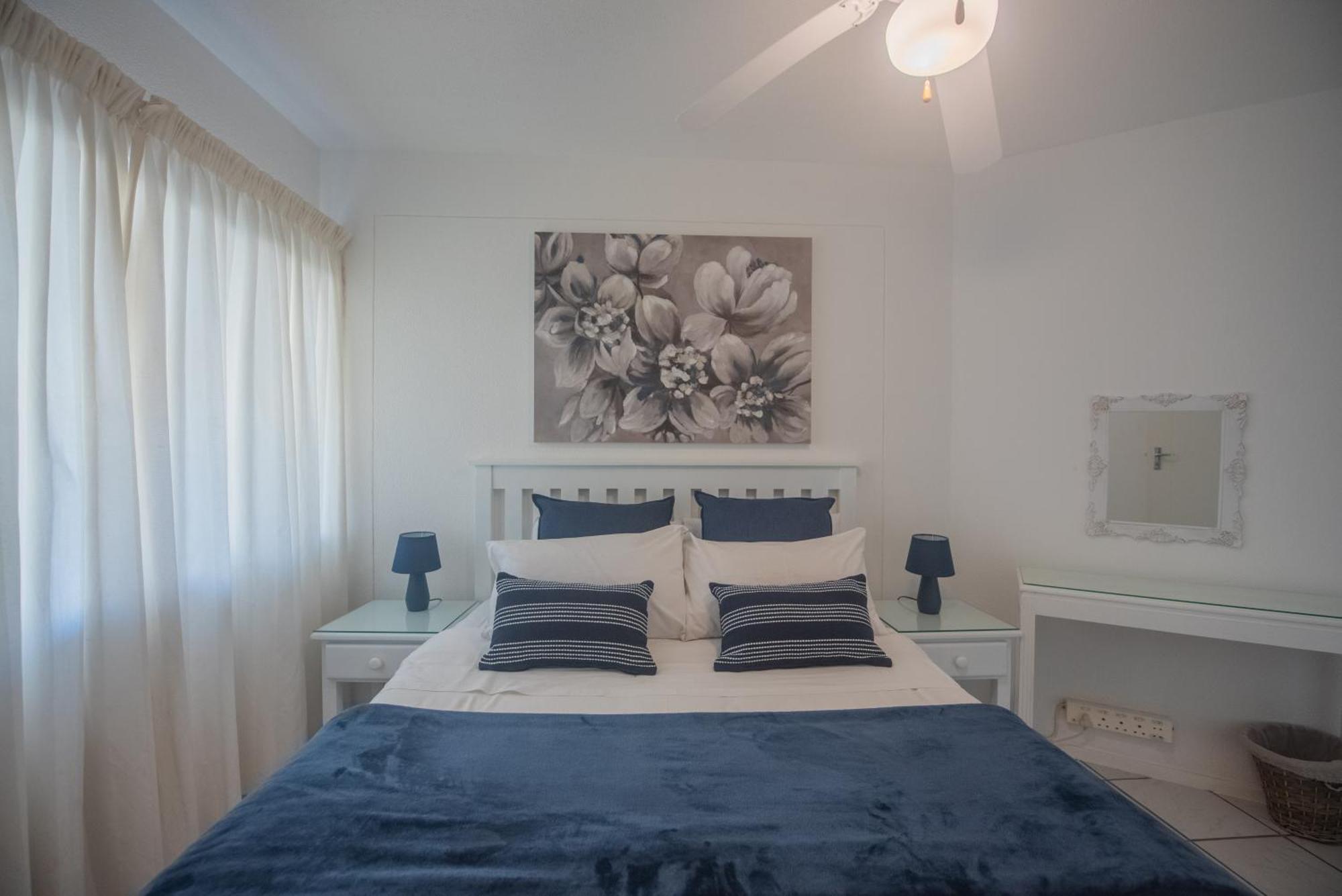 Apartment La Crete Sands No 3 Uvongo Beach